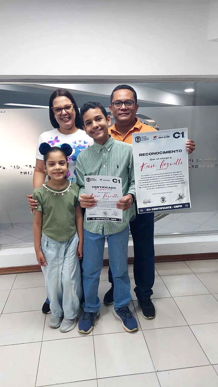 Foto 1 de la graduación del 30 de marzo